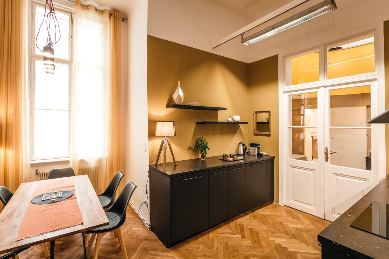 Ferienwohnung The Temple Wien Exterior foto